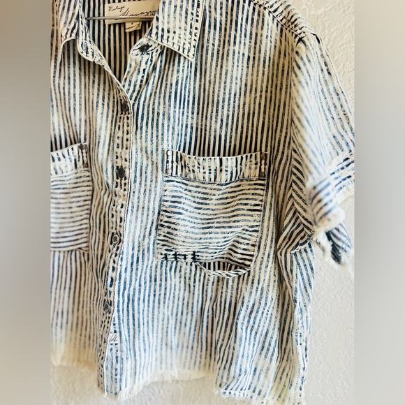 Vintage Havana Cropped Button Down Shirt size Small - Picture 3 of 13